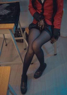 亲爱的闫妮全集30集免费观看